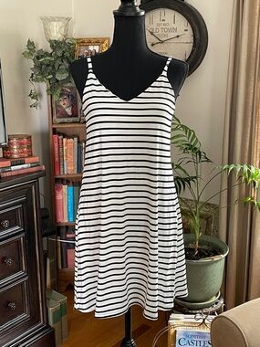 Black and White Striped Sleeveless Swing Dress